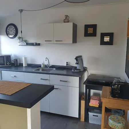 Appartement Zonnig Maasbommel. Maasbommel